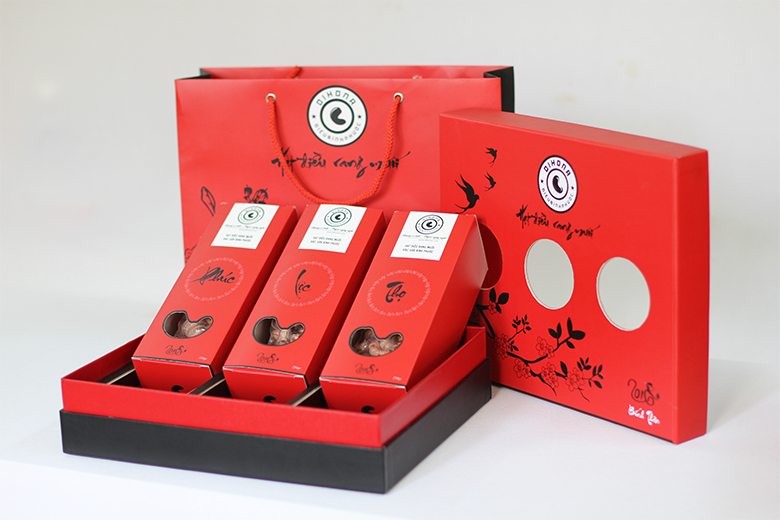 Hộp quà Tết hạt điều rang muối