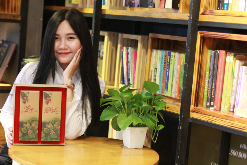 doanh-nghiep-tang-qua-cho-khach-hang