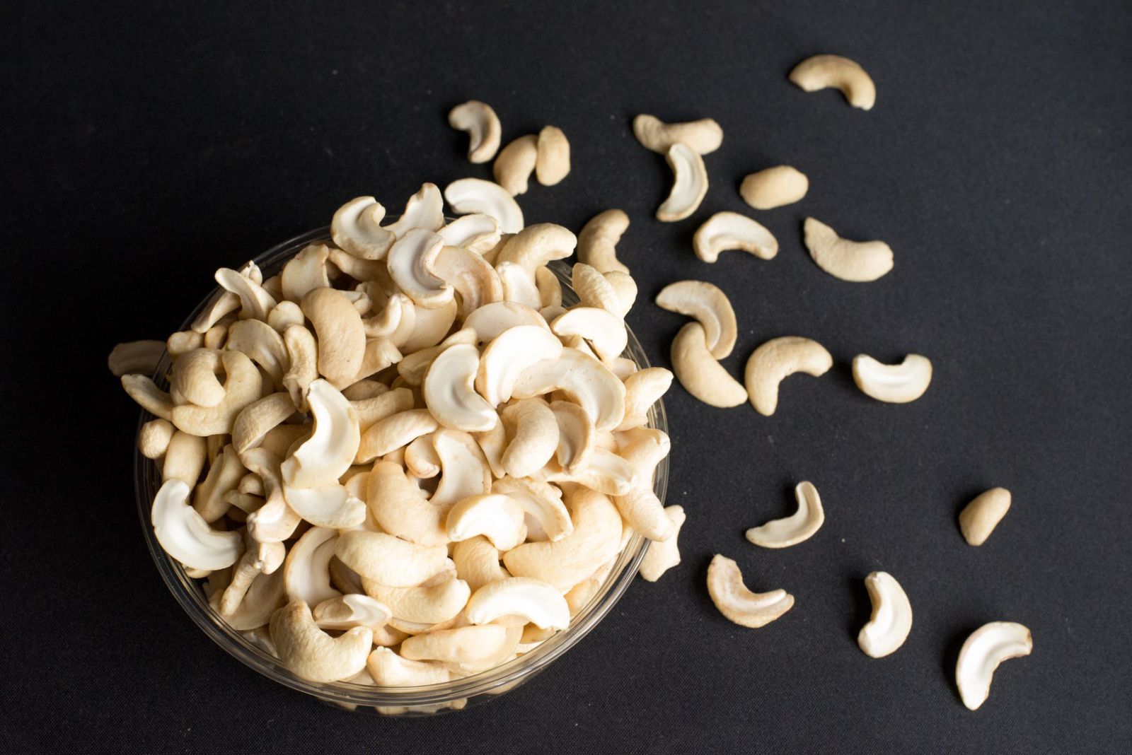 hạt điều rang muối dihona